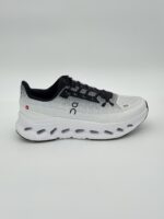 آن رانینگ لوو کلاودتیلت ۲  سفید ON RUNNING X LOEWE CLOUDTILT 2
