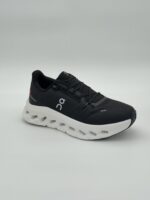آن رانینگ لوو کلاودتیلت ۲ مشکی سفید ON RUNNING X LOEWE CLOUDTILT 2 - Image 2